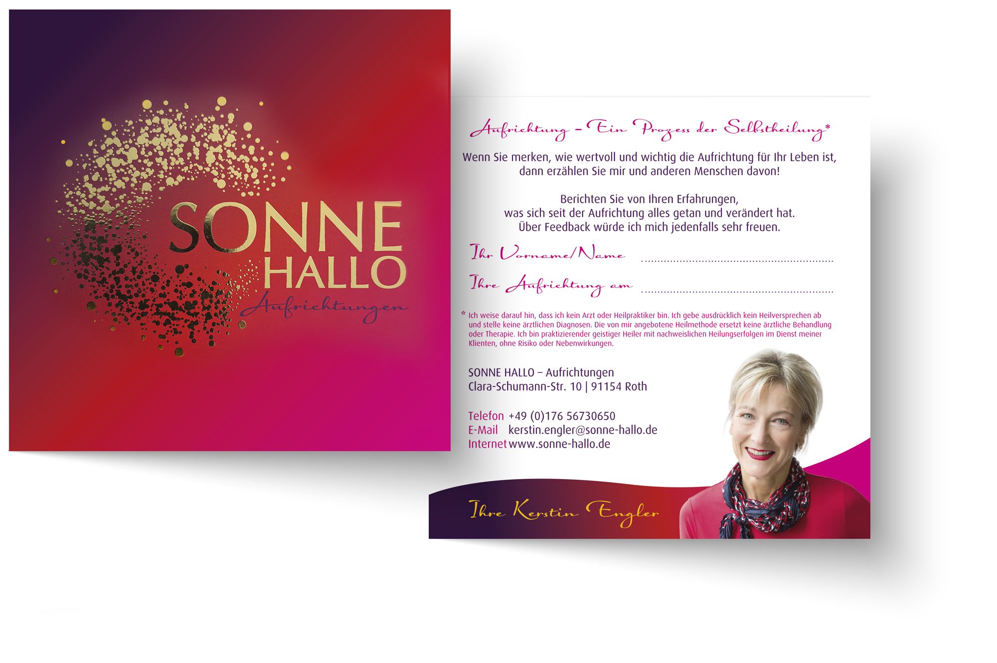 2-seitige quadratische Postkarte mit Gold veredeltem Sonnen-Logo auf Verlaufshintergrund in Dunkellila, Rot und Pink, Rückseite mit Portrait von Dienstleisterin und Kontaktmöglichkeiten